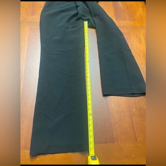 Calvin Klein ladies trousers are a size 10. - Picture 8 of 12